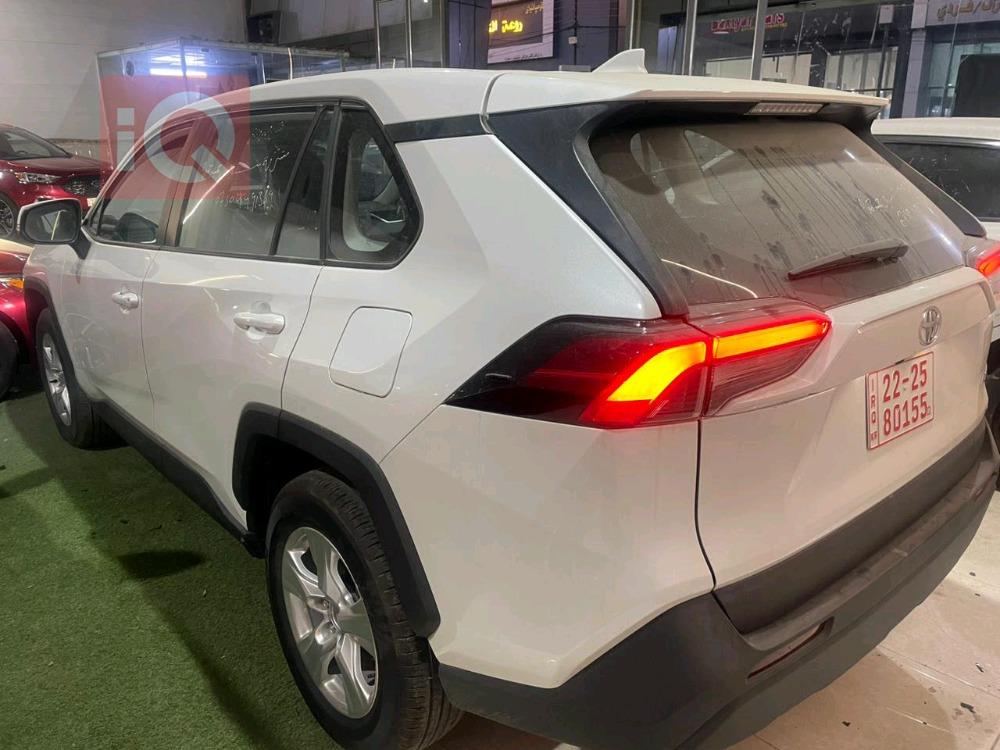 تويوتا راف 4